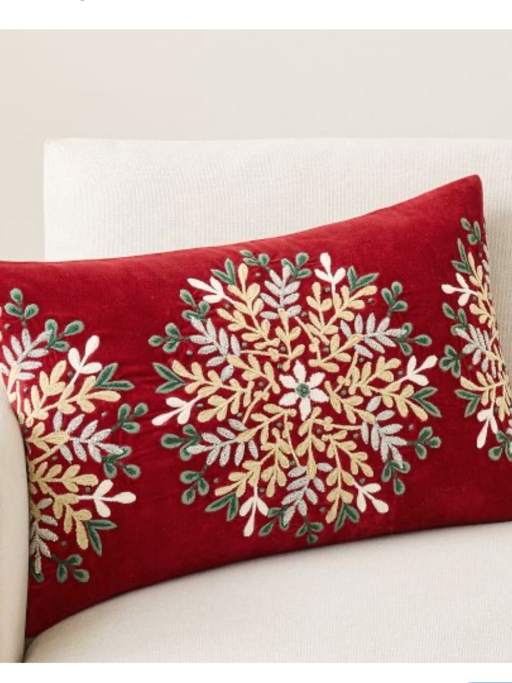 Pottery Barn Winter Wreath Embroidered Lumbar Pillow Cover Holiday